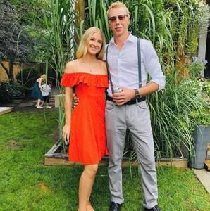 Meet your Posher, Adam